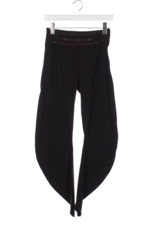 Γυναικείο παντελόνι La Mode Est A Vous, Μέγεθος XS, Χρώμα Μαύρο, Τιμή 4,98 €