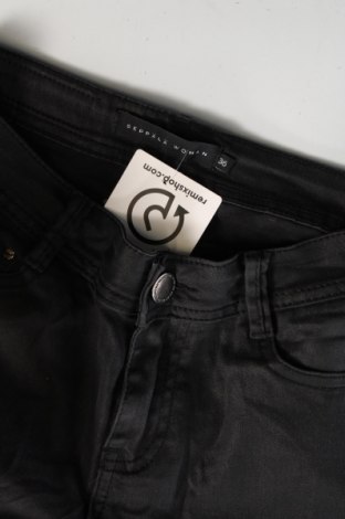 Dámské kalhoty  Seppala, Velikost S, Barva Černá, Cena  60,00 Kč