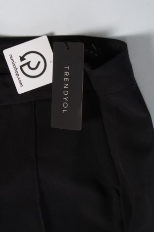 Damenhose Trendyol, Größe XS, Farbe Schwarz, Preis 4,93 €