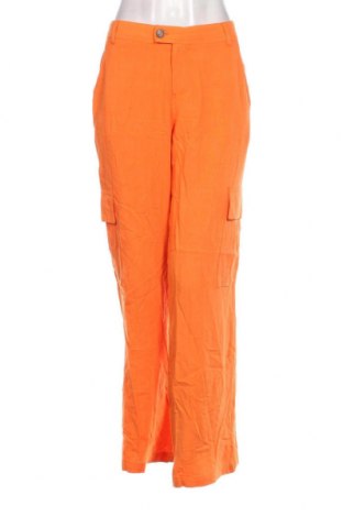 Дамски панталон Urban Outfitters, Размер M, Цвят Оранжев, Цена 13,92 лв.