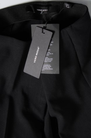 Γυναικείο παντελόνι Vero Moda, Μέγεθος XS, Χρώμα Μαύρο, Τιμή 7,24 €
