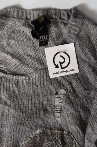 Γυναικείο πουλόβερ Nu By Staff Woman, Μέγεθος S, Χρώμα Γκρί, Τιμή 17,94 €