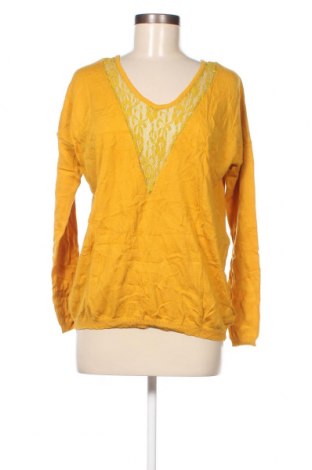 Дамски пуловер Peace N' Love, Размер M, Цвят Жълт, Цена 4,35 лв.