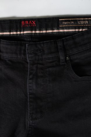 Pánske džínsy  Brax, Veľkosť M, Farba Čierna, Cena  30,62 €