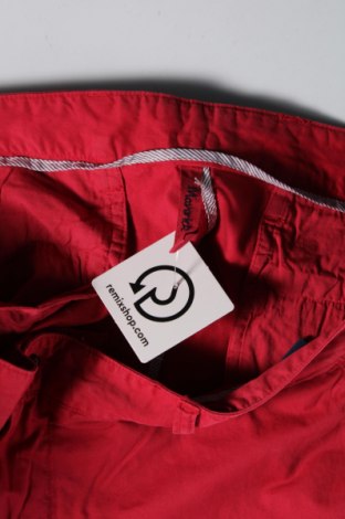 Мъжки къс панталон Maverick, Размер L, Цвят Червен, Цена 72,00 лв.