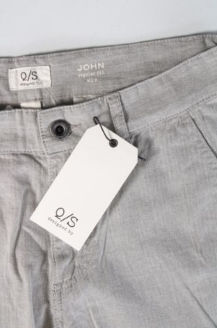 Ανδρικό κοντό παντελόνι Q/S by S.Oliver, Μέγεθος S, Χρώμα Γκρί, Τιμή 4,78 €