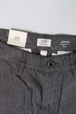 Ανδρικό κοντό παντελόνι Q/S by S.Oliver, Μέγεθος S, Χρώμα Γκρί, Τιμή 4,78 €