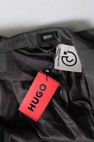 Pánsky oblek  Hugo Boss, Veľkosť M, Farba Sivá, Cena  319,07 €
