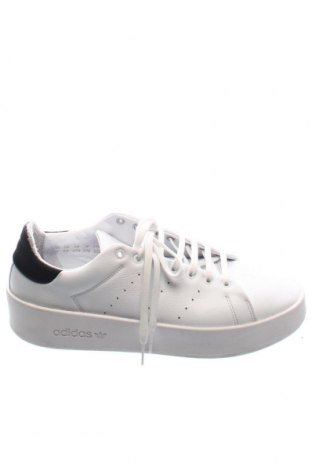 Férfi cipők
 Adidas Originals, Méret 42, Szín Fehér, Ár 11 214 Ft