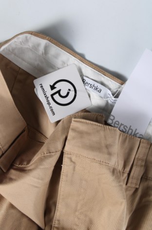 Мъжки панталон Bershka, Размер XL, Цвят Бежов, Цена 46,00 лв.