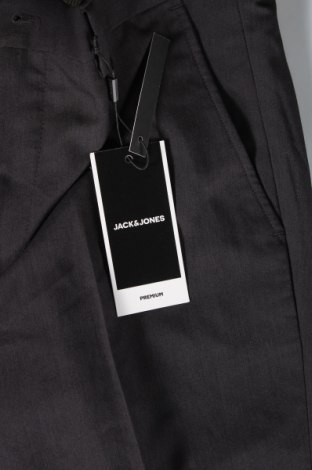 Pantaloni de bărbați Jack & Jones PREMIUM, Mărime M, Culoare Gri, Preț 35,07 Lei
