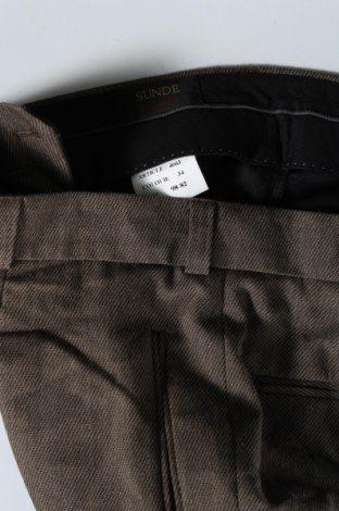 Pantaloni de bărbați Sundek, Mărime L, Culoare Maro, Preț 26,84 Lei