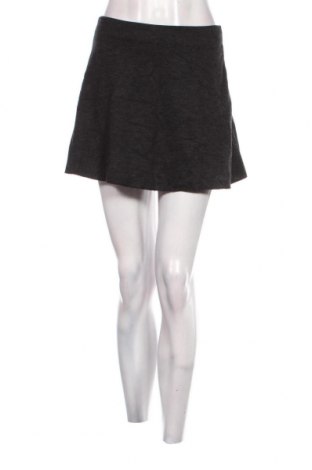Φούστα Zara Trafaluc, Μέγεθος S, Χρώμα Μαύρο, Τιμή 2,35 €