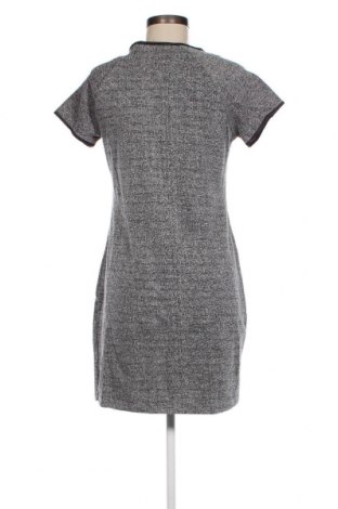 Kleid, Größe S, Farbe Grau, Preis 2,22 €