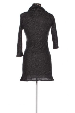 Kleid, Größe S, Farbe Silber, Preis 2,02 €