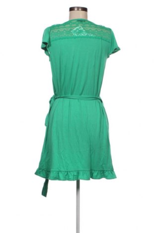 Kleid Darjeeling, Größe M, Farbe Grün, Preis 4,74 €