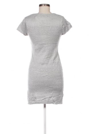 Kleid H&M Divided, Größe S, Farbe Silber, Preis 1,82 €