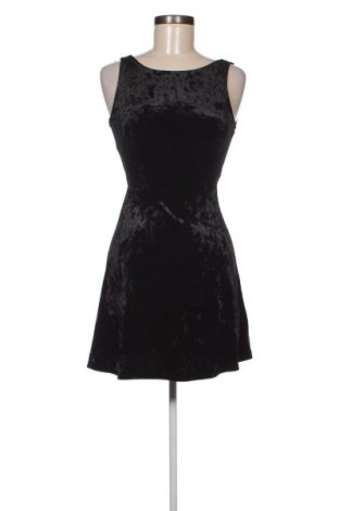 Kleid H&M Divided, Größe S, Farbe Schwarz, Preis € 3,26