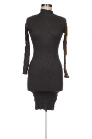 Φόρεμα Jennyfer, Μέγεθος S, Χρώμα Γκρί, Τιμή 3,23 €