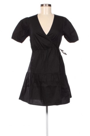 Kleid NA-KD, Größe XS, Farbe Schwarz, Preis 5,26 €