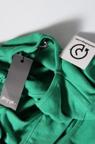 Kleid Nasty Gal, Größe M, Farbe Grün, Preis 5,78 €