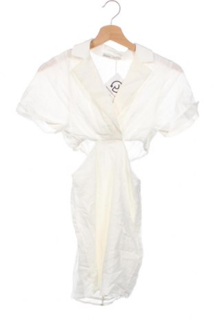 Φόρεμα Pull&Bear, Μέγεθος XS, Χρώμα Λευκό, Τιμή 7,59 €