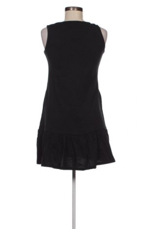 Šaty  Trendyol, Velikost XS, Barva Černá, Cena  148,00 Kč