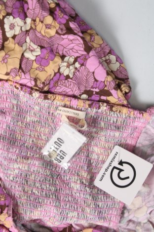 Φόρεμα Urban Outfitters, Μέγεθος S, Χρώμα Πολύχρωμο, Τιμή 4,73 €