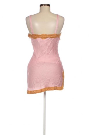 Šaty  Urban Outfitters, Velikost S, Barva Růžová, Cena  1 478,00 Kč