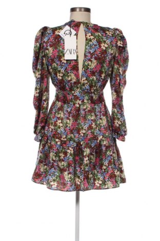 Kleid Zara, Größe M, Farbe Mehrfarbig, Preis 35,05 €