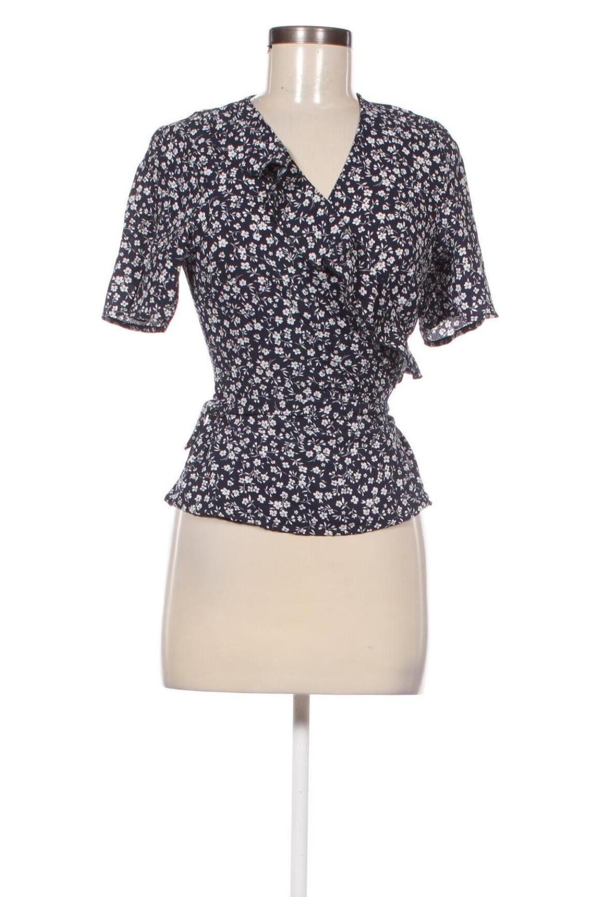 Дамска блуза ONLY, Размер M, Цвят Многоцветен, Цена 8,40 лв.