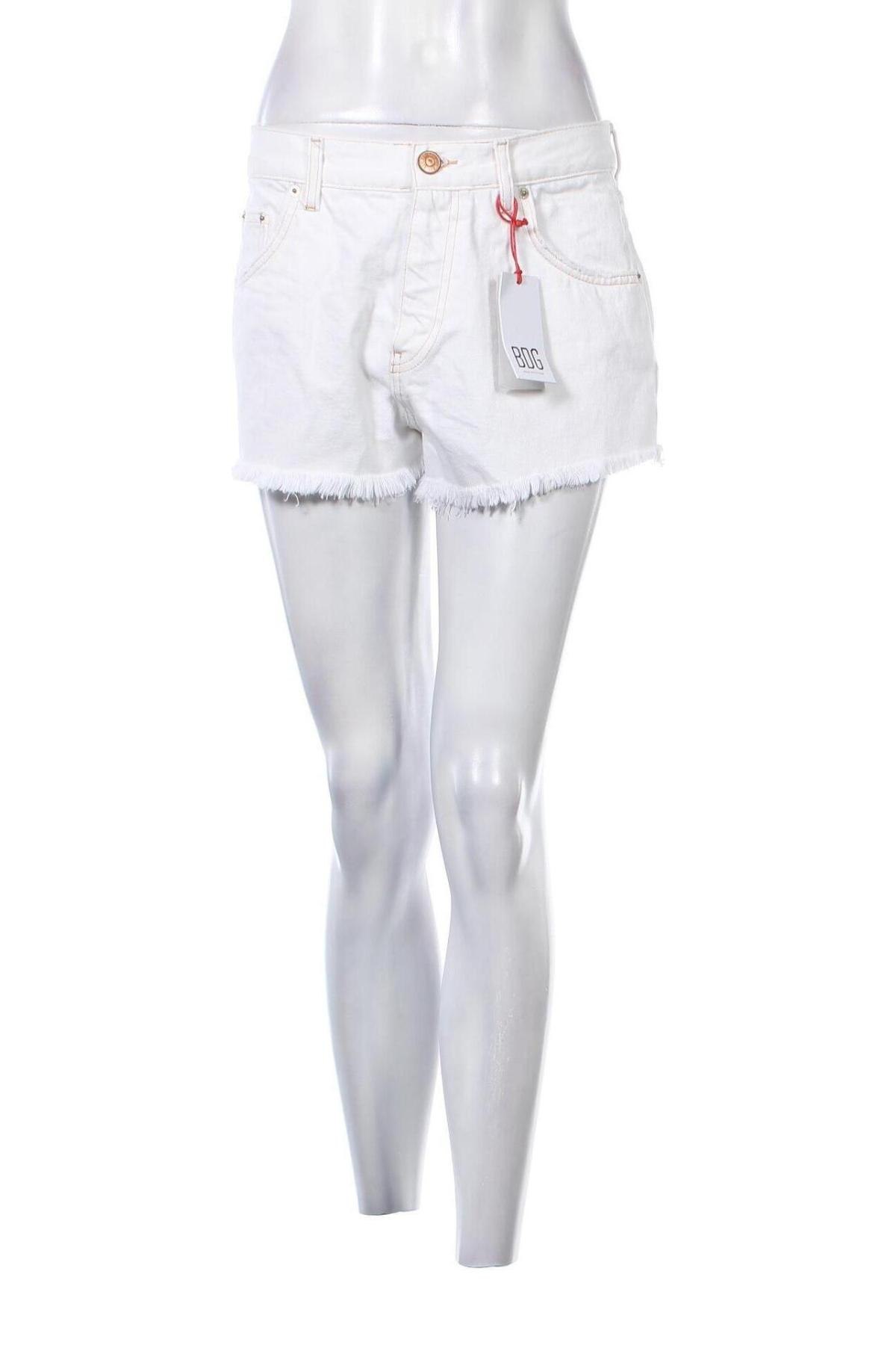 Γυναικείο κοντό παντελόνι BDG, Μέγεθος M, Χρώμα Λευκό, Τιμή 4,45 €