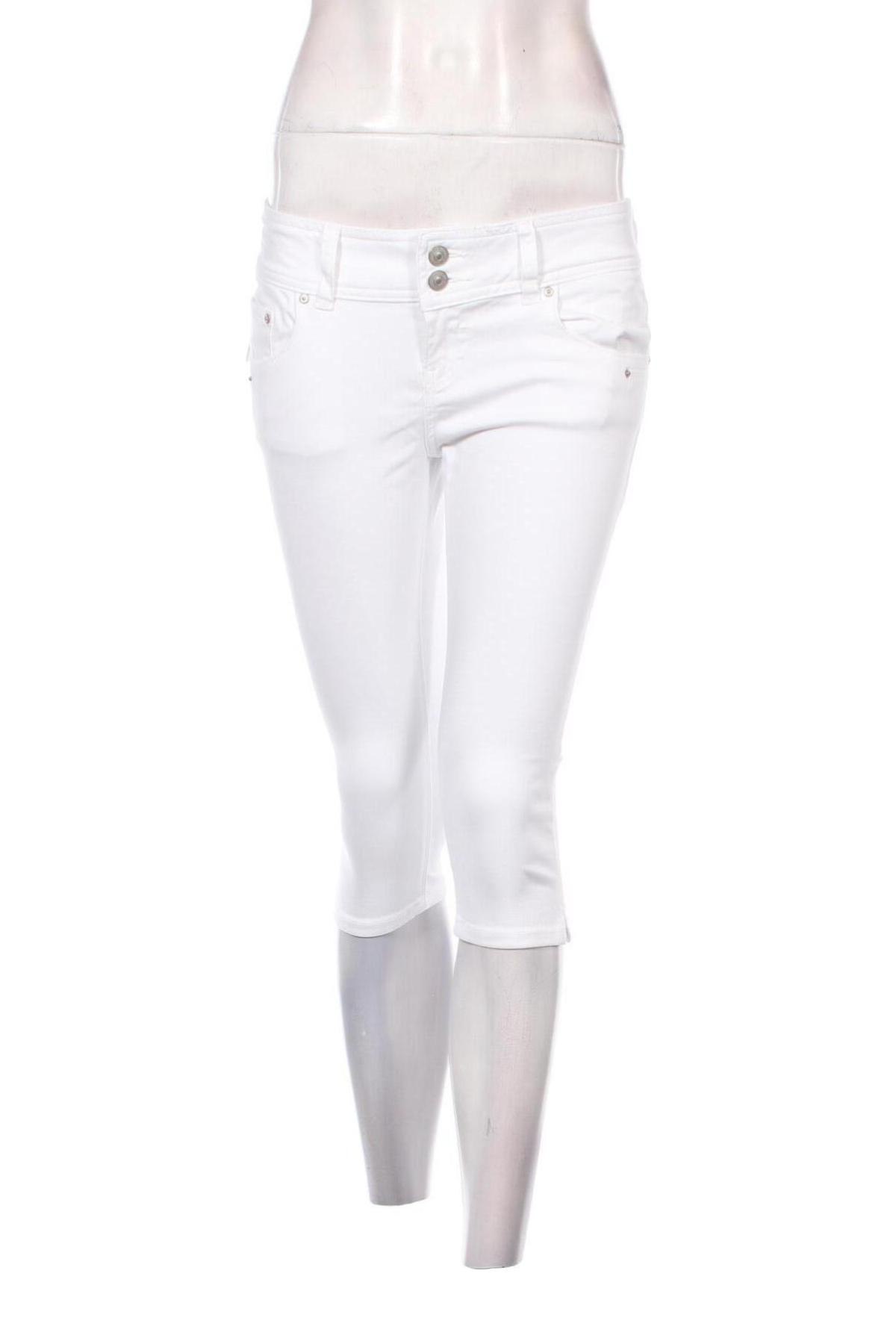 Дамски къс панталон Ltb, Размер S, Цвят Бял, Цена 17,28 лв.