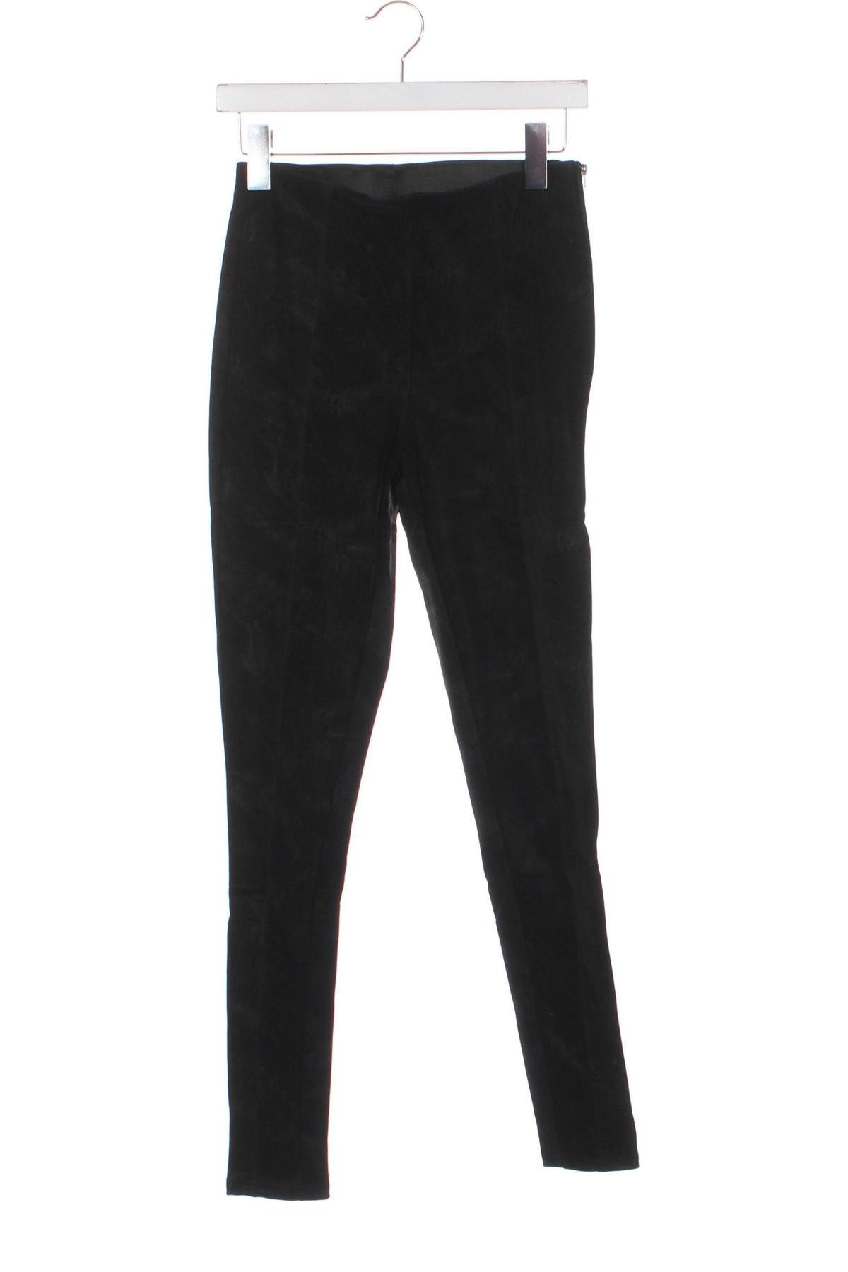 Дамски панталон Urban Classics, Размер S, Цвят Черен, Цена 8,84 лв.
