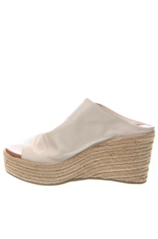 Pantolette Inuovo, Größe 39, Farbe Ecru, Preis € 18,49