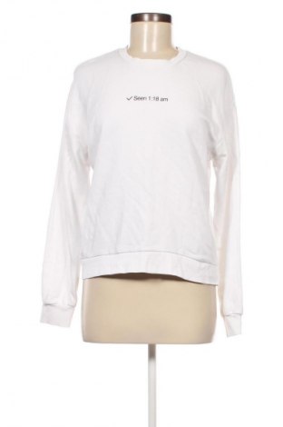 Damen Shirt Bershka, Größe S, Farbe Weiß, Preis 9,72 €