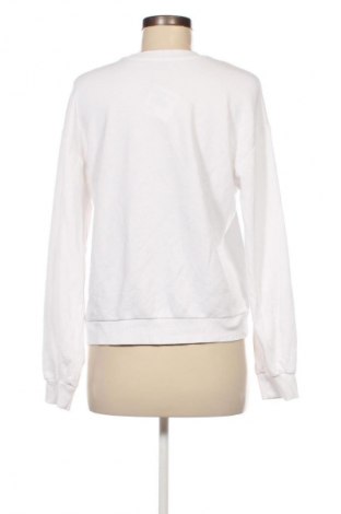 Damen Shirt Bershka, Größe S, Farbe Weiß, Preis 9,72 €