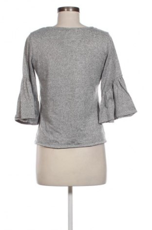 Damen Shirt Caution to the Wind, Größe S, Farbe Grau, Preis € 3,99