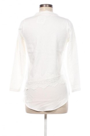 Damen Shirt Cleo, Größe XS, Farbe Weiß, Preis € 3,99