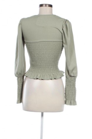 Damen Shirt Gina Tricot, Größe S, Farbe Grün, Preis 6,99 €