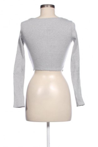 Damen Strickjacke Fashion nova, Größe M, Farbe Grau, Preis 20,49 €