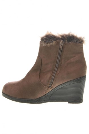 Damen Stiefeletten, Größe 38, Farbe Braun, Preis 24,99 €