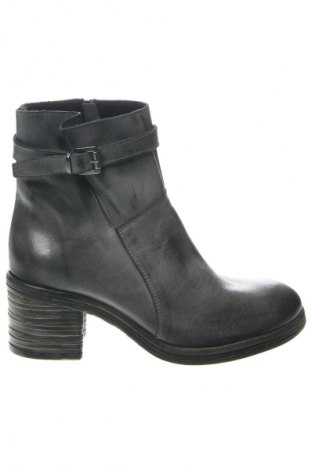 Damen Stiefeletten Arise, Größe 39, Farbe Grau, Preis € 75,32