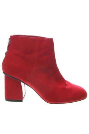 Damen Stiefeletten Bershka, Größe 36, Farbe Rot, Preis 15,99 €