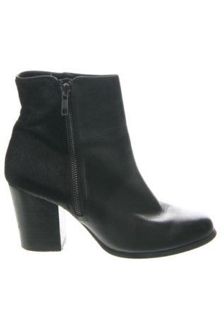 Botine de damă Epica, Mărime 37, Culoare Negru, Preț 139,99 Lei