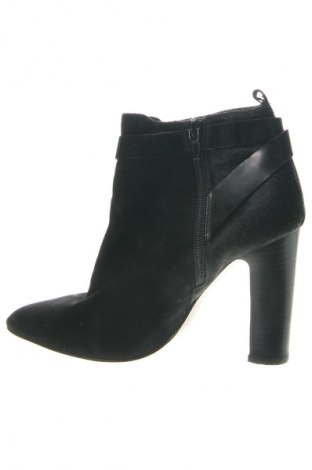 Botine de damă Max, Mărime 36, Culoare Negru, Preț 139,99 Lei