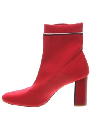 Botine de damă Stradivarius, Mărime 36, Culoare Roșu, Preț 139,64 Lei