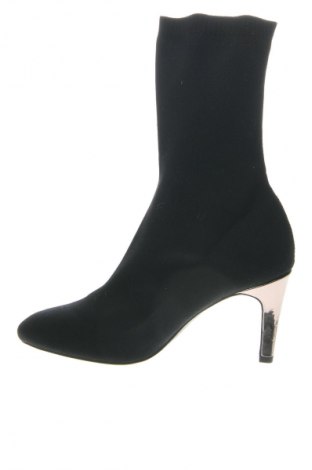 Botine de damă Tamaris, Mărime 39, Culoare Negru, Preț 267,99 Lei