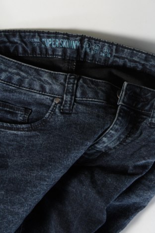 Дамски дънки Denim Co., Размер S, Цвят Син, Цена 29,00 лв.