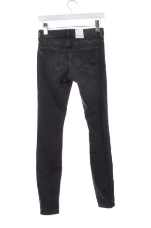 Damskie jeansy Edc By Esprit, Rozmiar S, Kolor Szary, Cena 213,79 zł